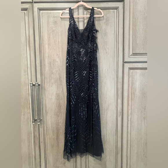 Adrianna Papell Beaded Gown Size 4 NWT - Picture 3 of 11